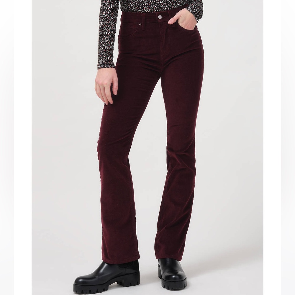Levi’s 725 High Rise Bootcut Jeans in Corduroy